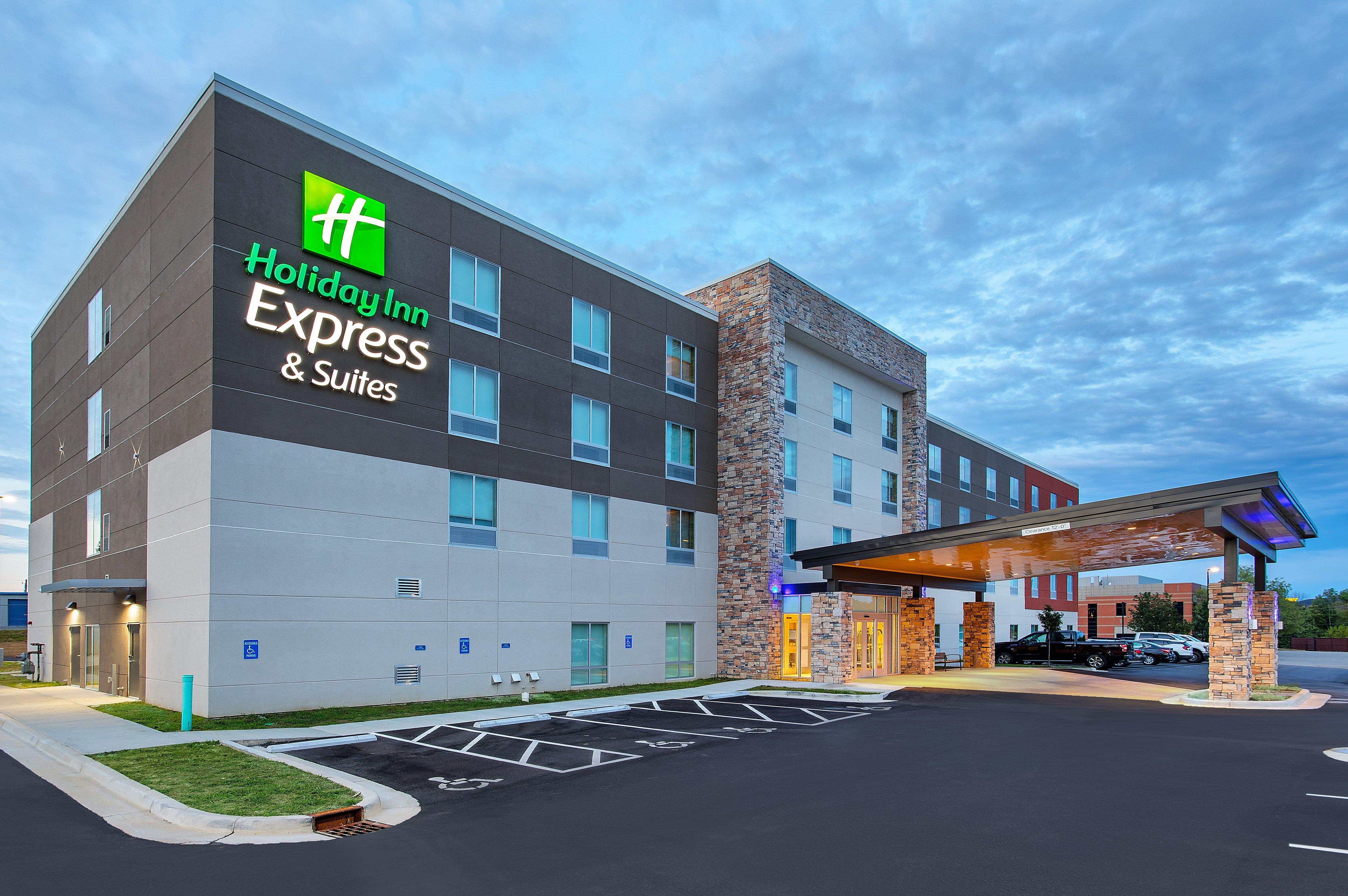 Holiday Inn Express & Suites - La Grange By Ihg Eksteriør bilde